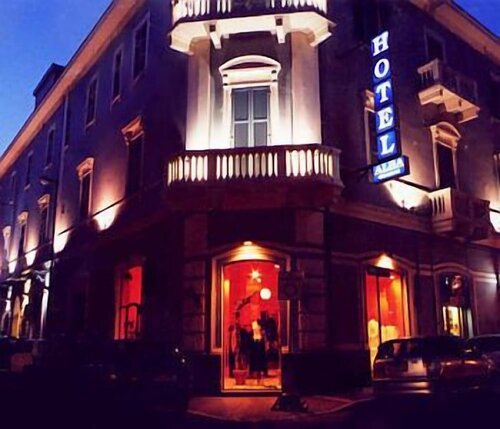 Гостиница Hotel Alba в Пескаре