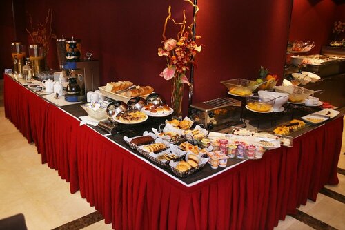 Гостиница Al Hamra Hotel в Аджмане