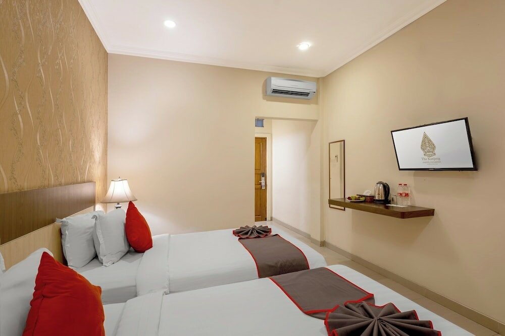 Фото The Kanjeng Hotel Kuta