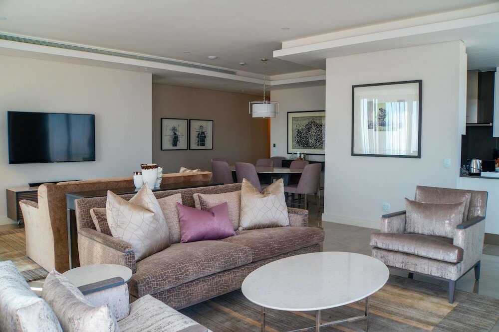 Фото The Leonardo