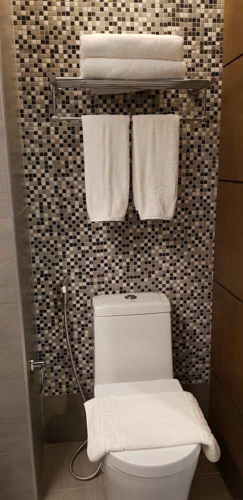 Фото One Central Hotel