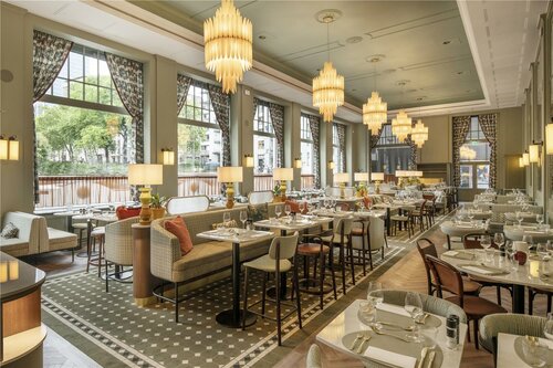 Внешний вид отеля DoubleTree by Hilton Brussels City в Сен-Жосс-тен-Ноде, фото 3