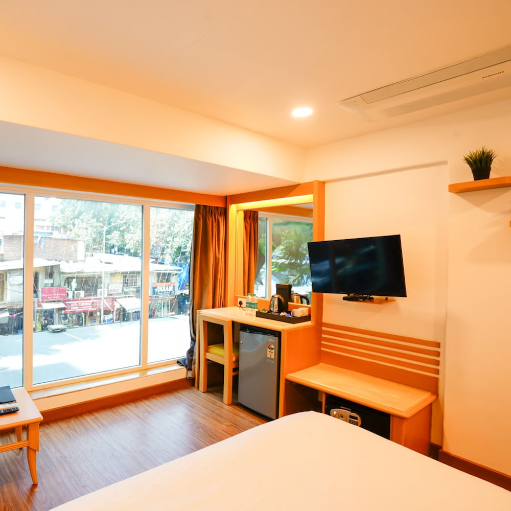 Фото Bloom Boutique - Bandra