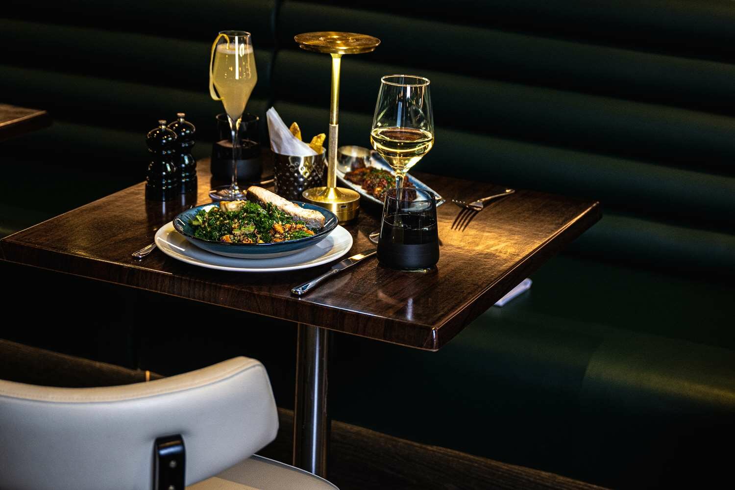 Фото The Westminster London, Curio Collection by Hilton