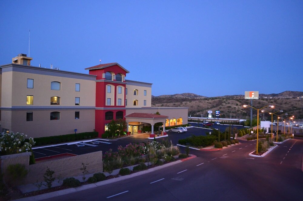 Фото Fiesta Inn Nogales