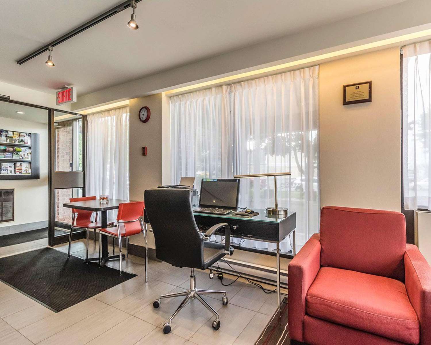 Фото Comfort Inn Drummondville