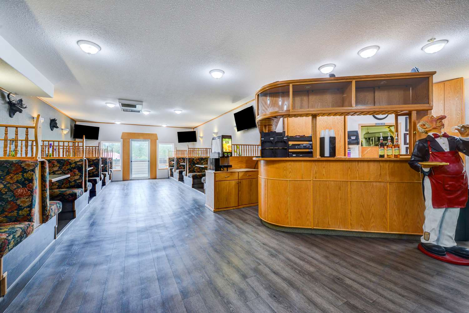 Фото Canadas Best Value Inn Valemount