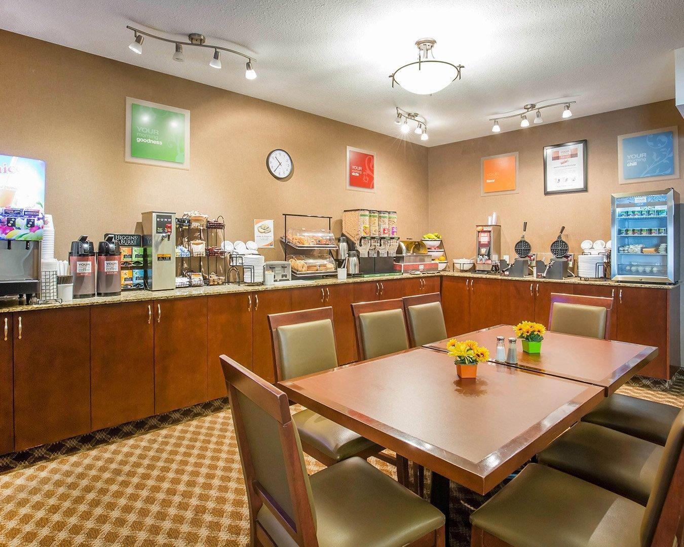 Фото Comfort Inn & Suites