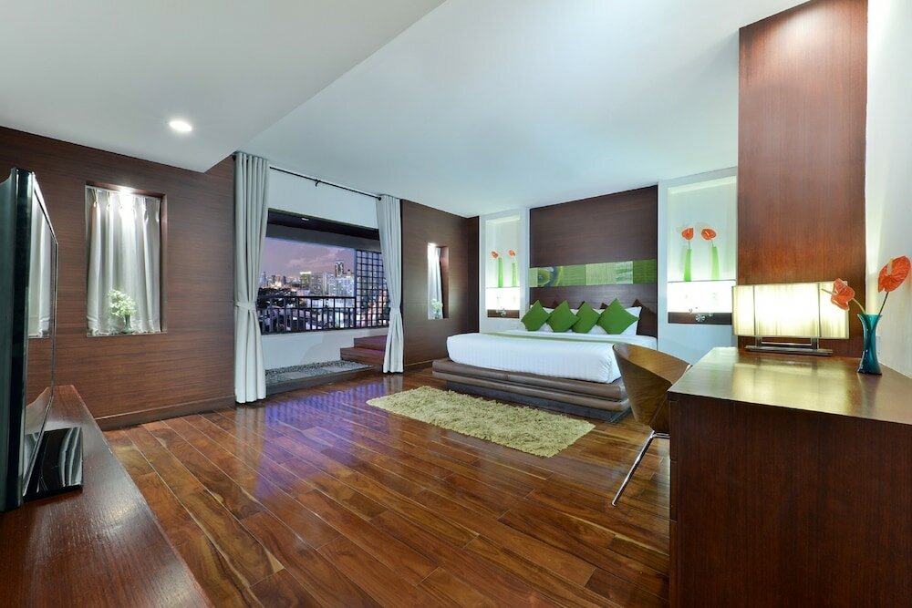 Фото Centre Point Plus Hotel Pratunam