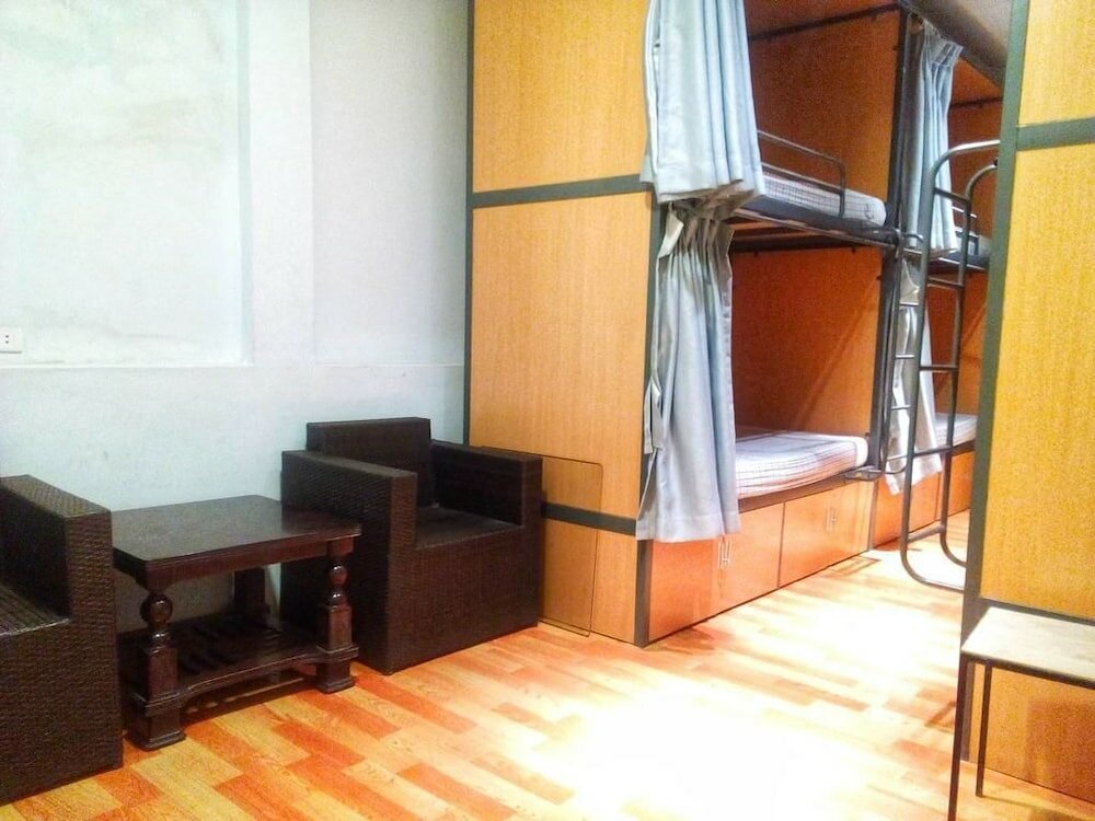 Фото Golden Snake Hostel