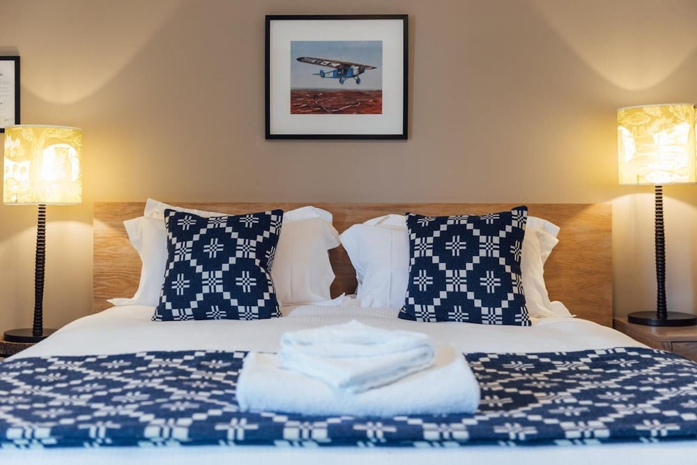 Фото The Woburn Hotel