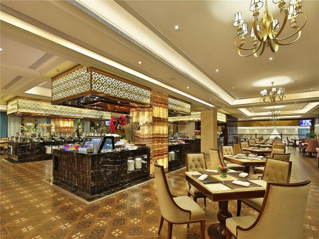 Фото Howard Johnson Zunyue Hotel Chengdu