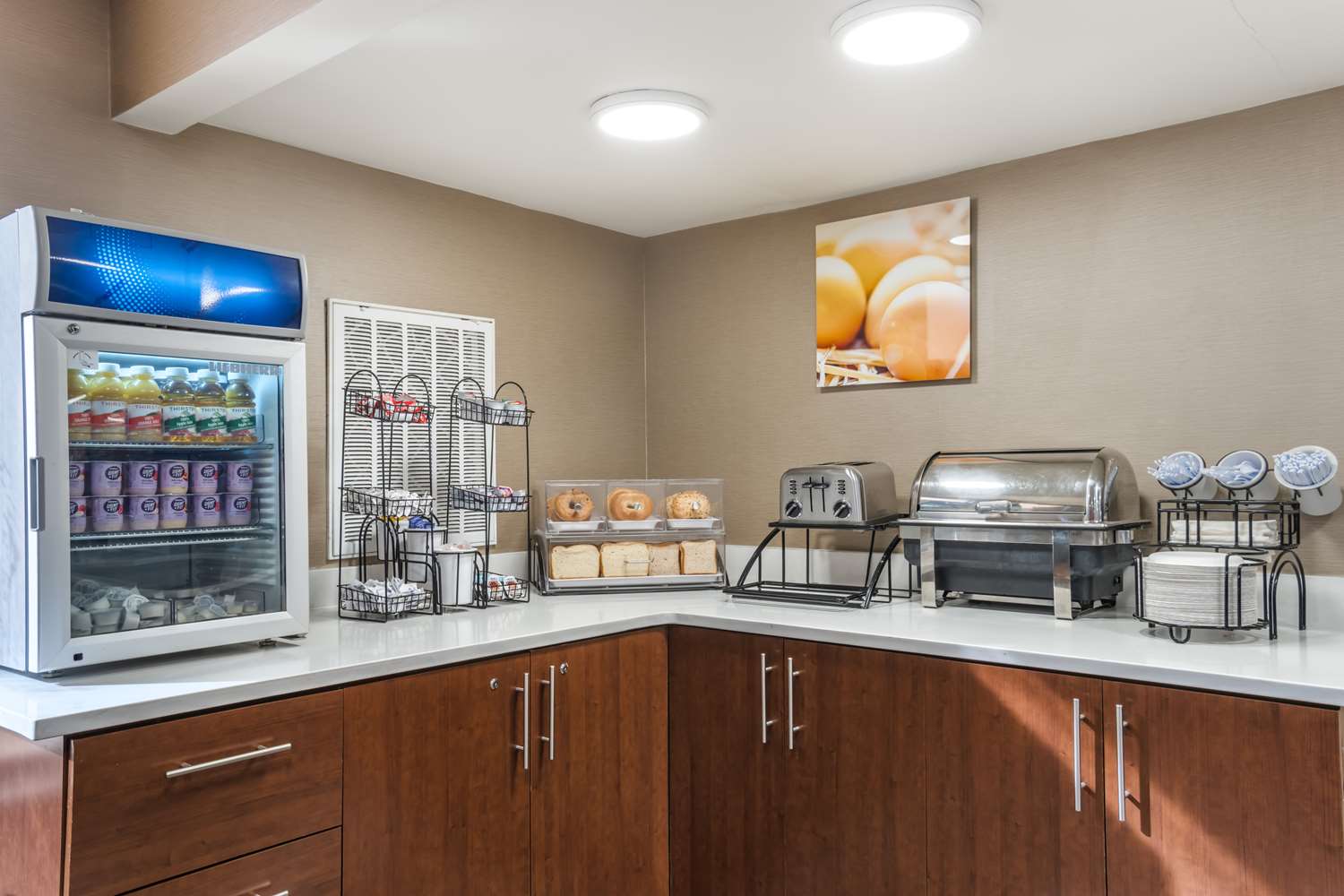 Фото Comfort Inn Charlotte Airport Uptown