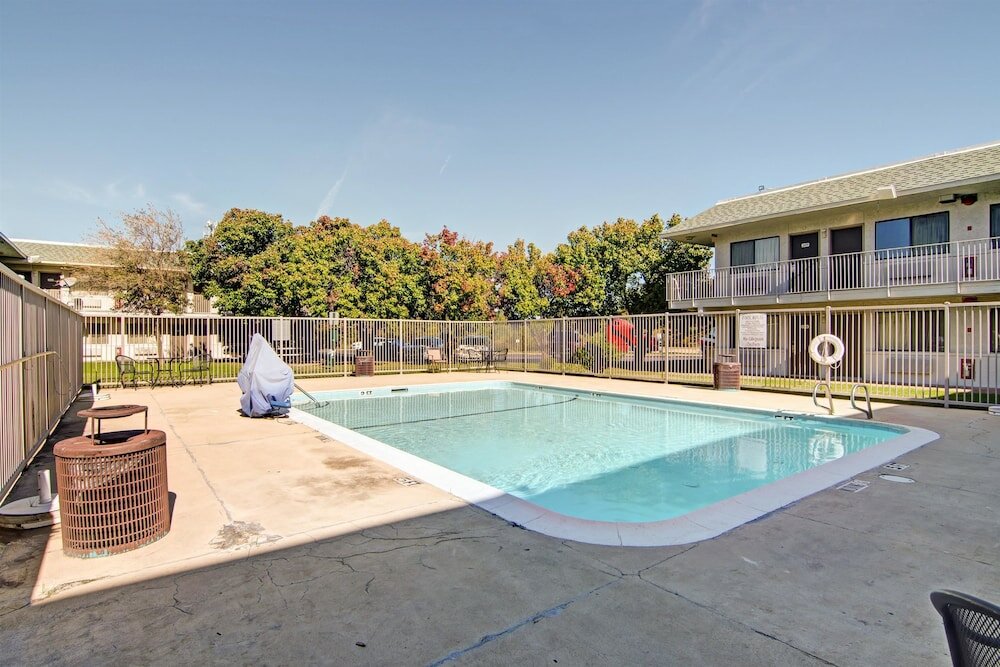 Фото Studio 6 Grand Prairie, Tx