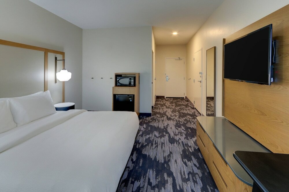 Фото Fairfield Inn & Suites by Marriott Southport