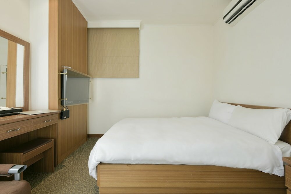 Фото Raise Hotel Taichung