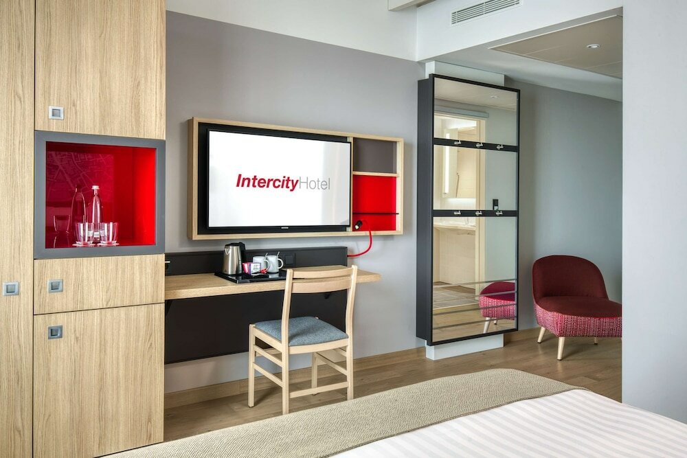 Фото IntercityHotel Hildesheim