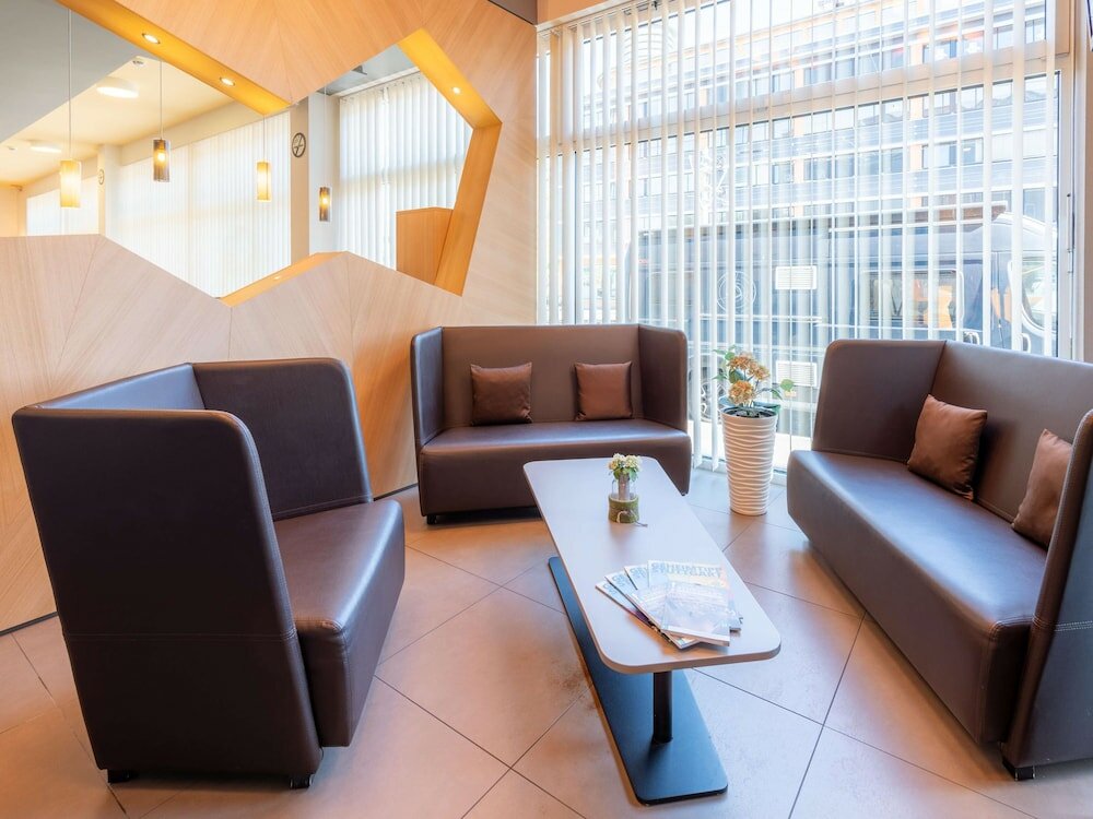 Фото B&b Hotel Stuttgart Bad Cannstatt