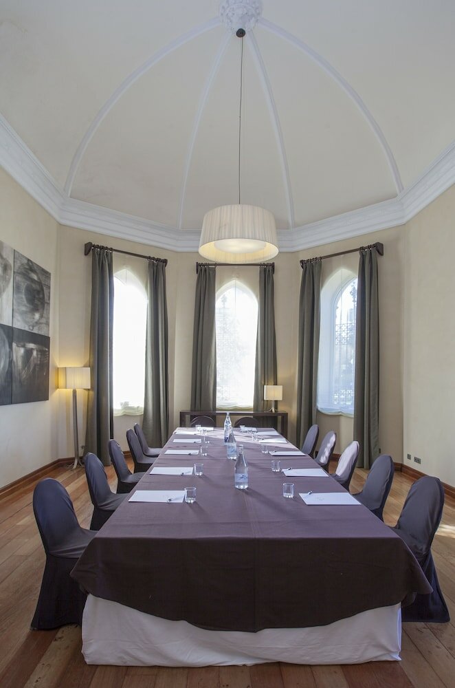 Фото Urh Palacio de Oriol Hotel