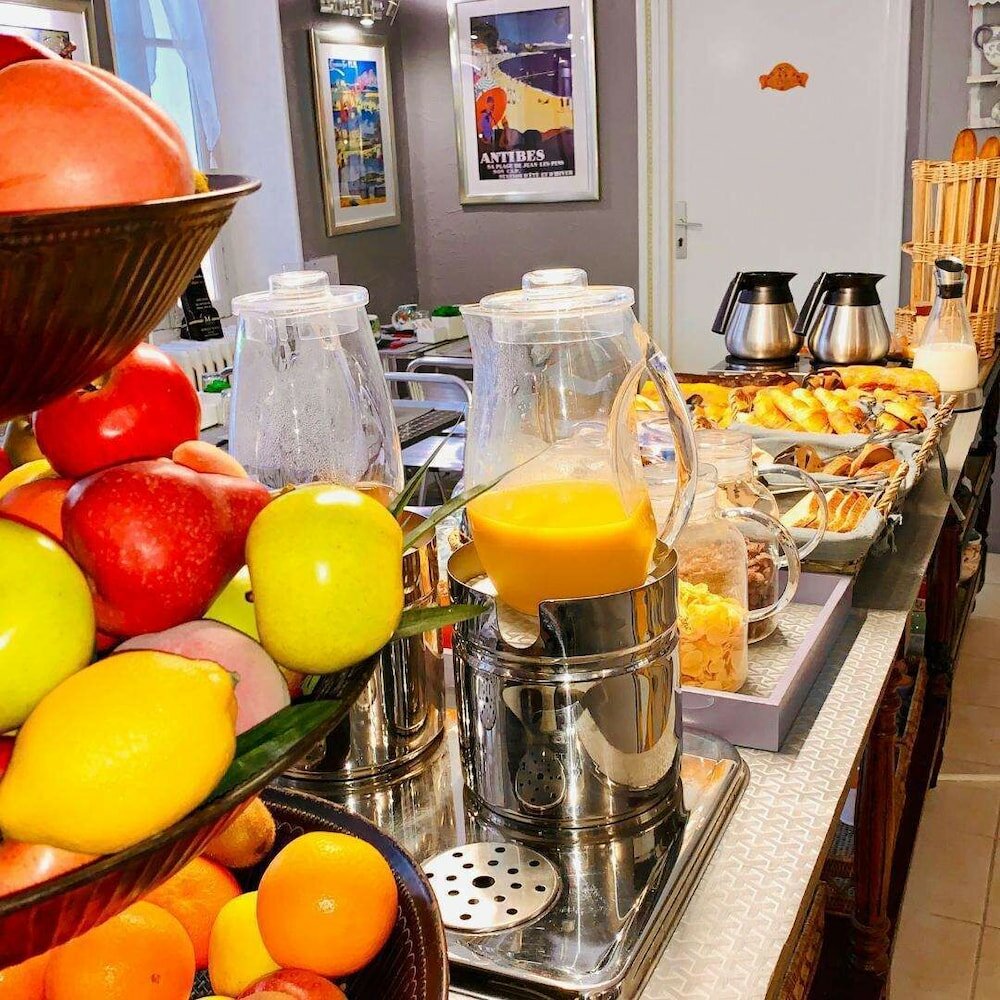 Фото Hôtel Le Pré Catelan