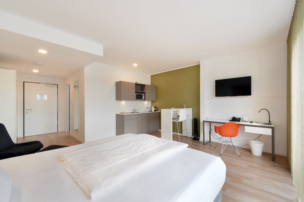 Фото K-Apart Hotel & Boardinghouse