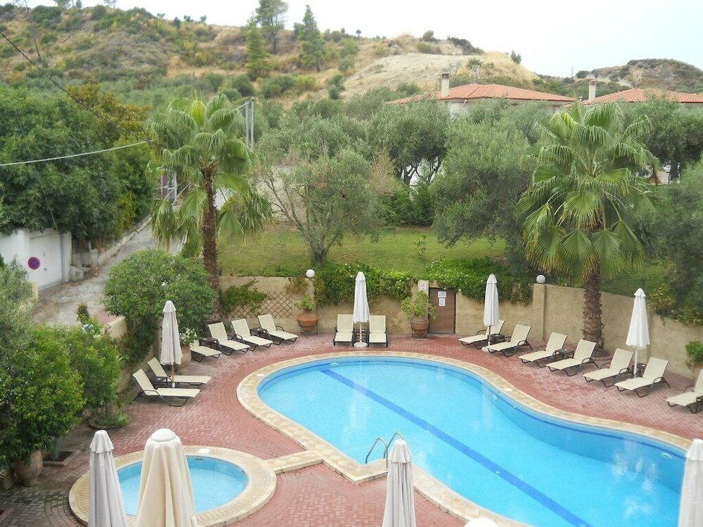 Фото Aloni Hotel