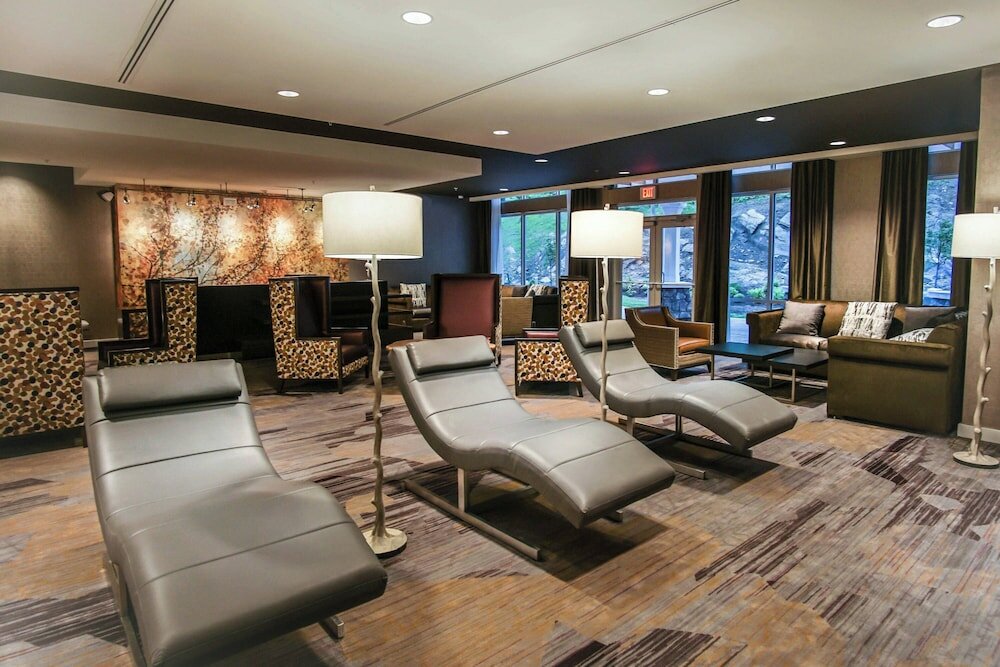 Фото Courtyard by Marriott Lenox Berkshires