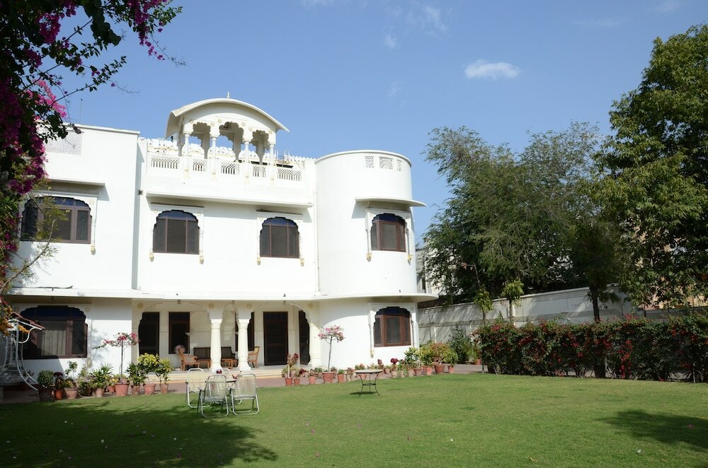 Фото Hotel Megh Niwas