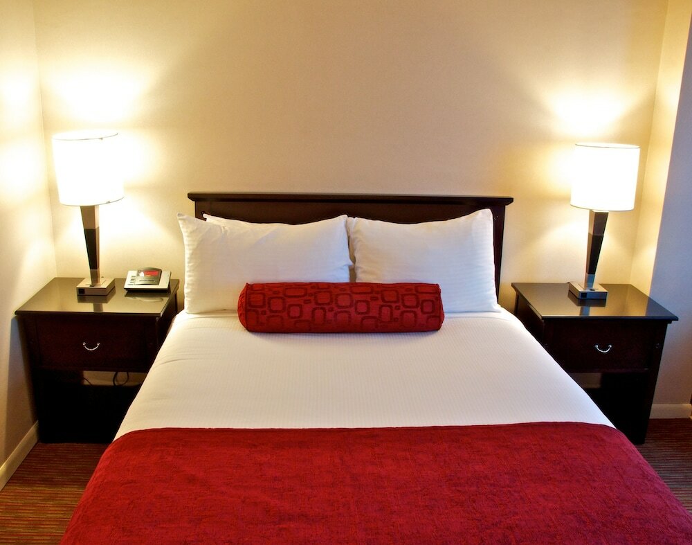 Фото The Plaza Hotel