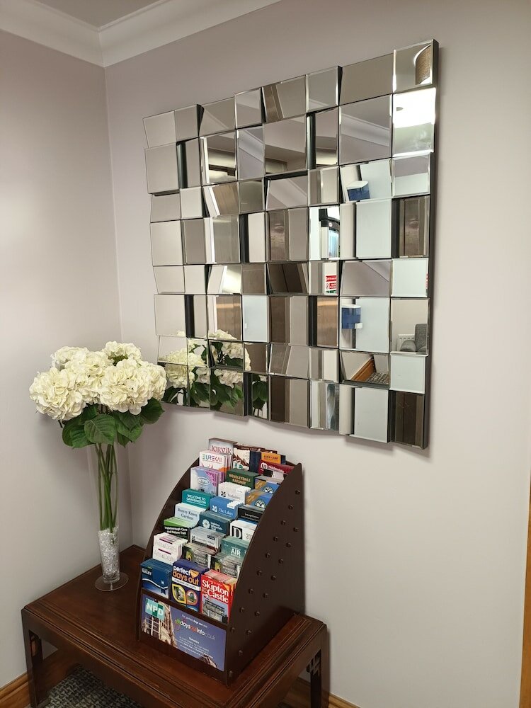 Фото The Corn Mill Lodge Hotel