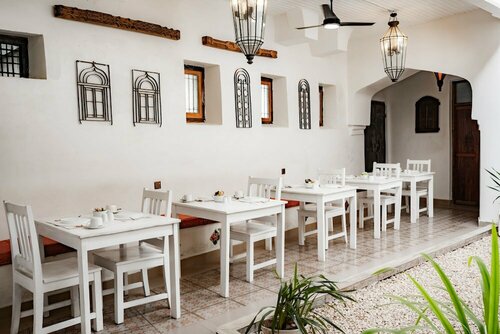 Гостиница Zanzi House в Занзибаре