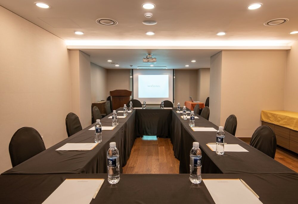 Фото New Seoul Hotel