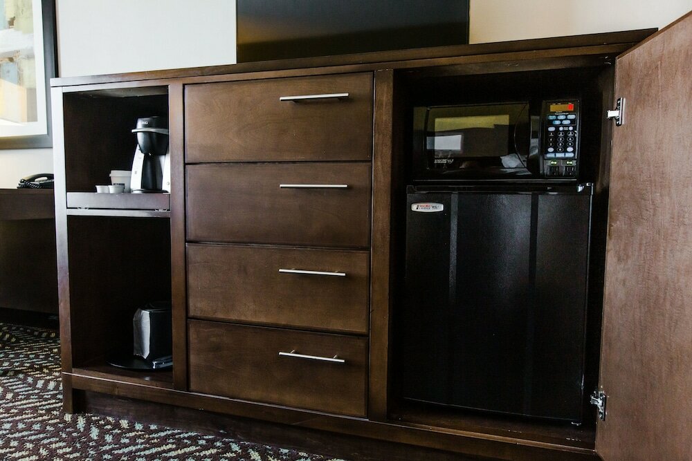 Фото Holiday Inn Express & Suites Spruce Grove - Stony Plain, an Ihg Hotel