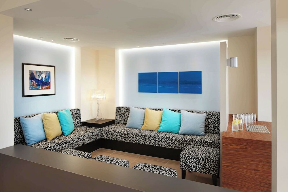 Фото Best Western Plus Arosa Hotel