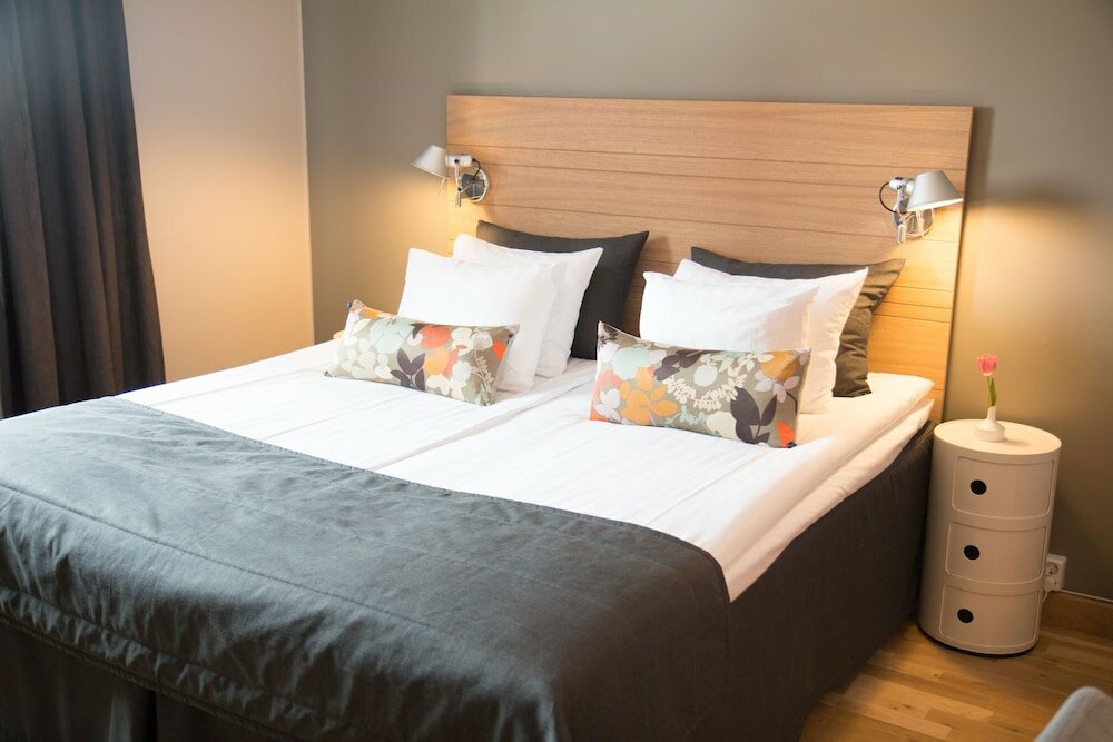 Фото Hotell Aston