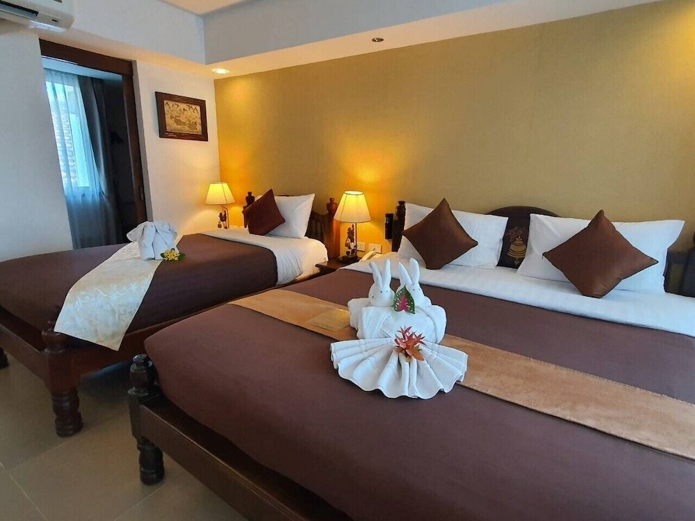 Фото Goldenbell Hotel Chiangmai