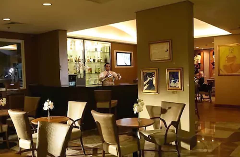 Фото Bourbon Ibirapuera Convention Hotel