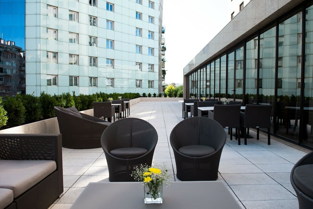 Фото Sana Metropolitan Hotel