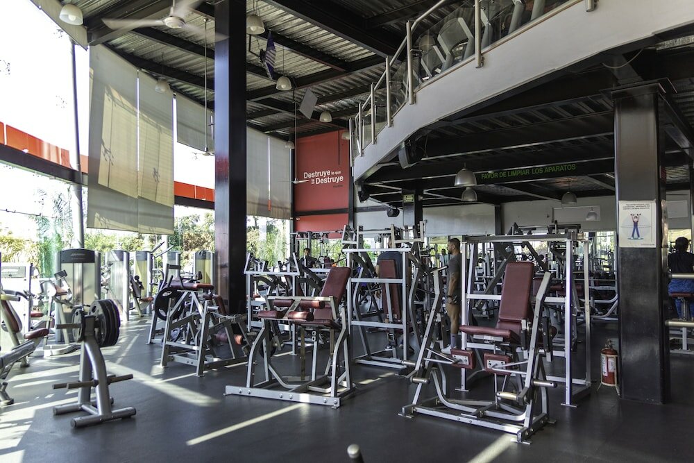 Фото Hotel Maria Isabel