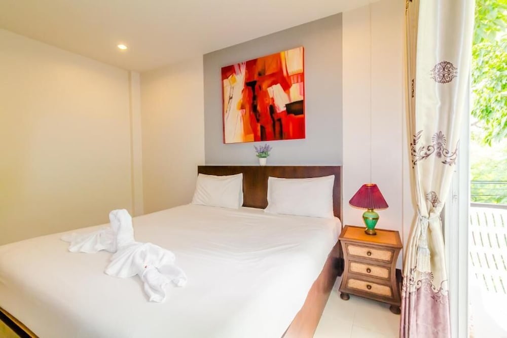 Фото Baan Yuyen Karon Guesthouse