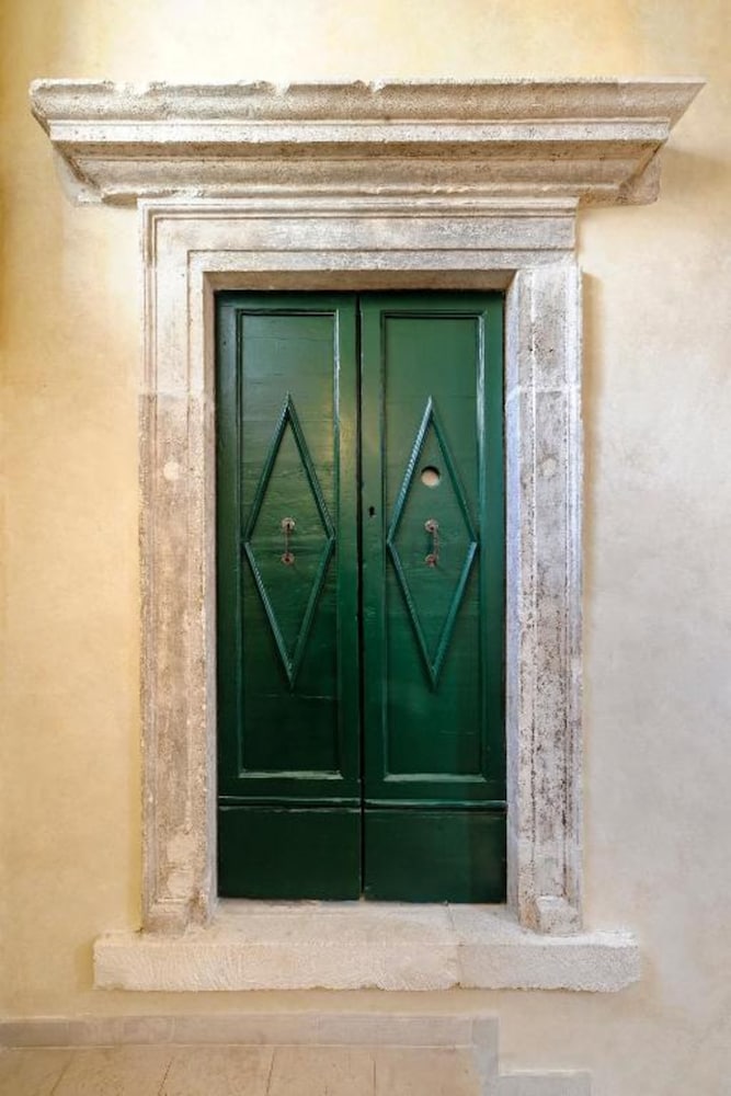 Фото Heritage Hotel Life Palace