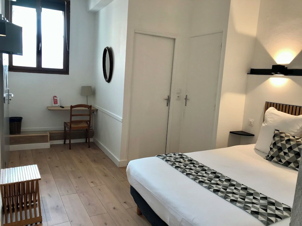 Фото Hôtel Croix Baragnon