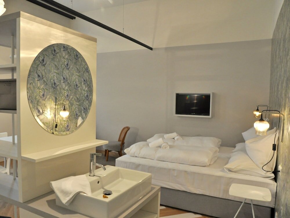 Фото 192934873645