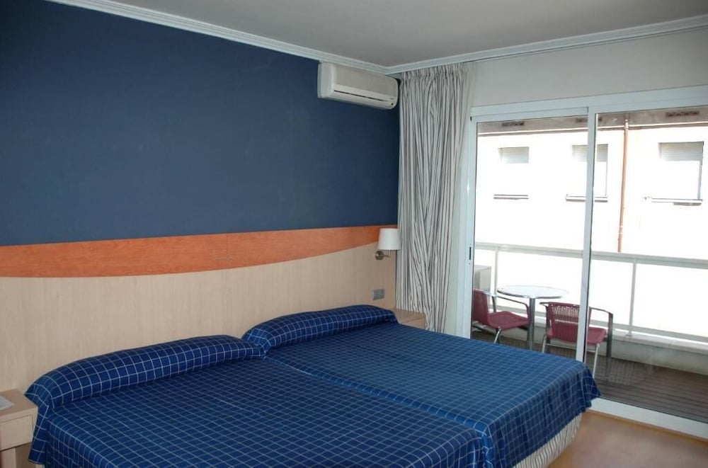 Фото Evenia President Hotel