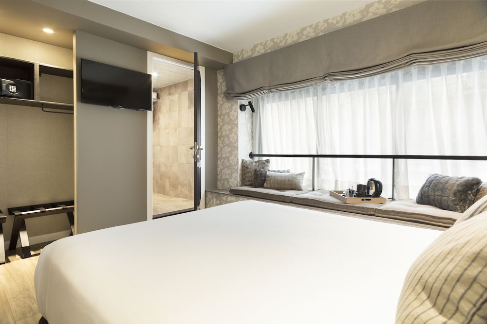 Фото Acta Splendid