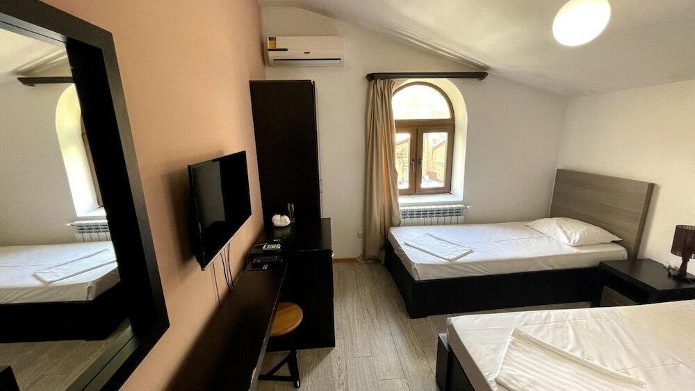 Фото City Centre Hotel