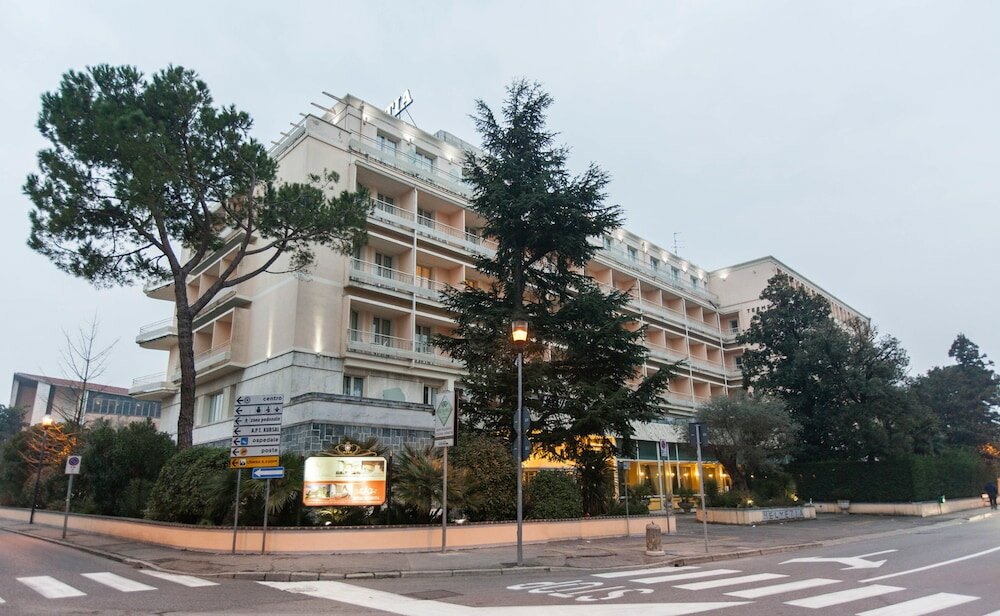 Фото Hotel Terme Helvetia