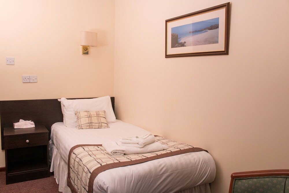 Фото Kings Arms Hotel