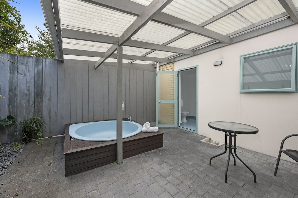 Фото Fenton Court Motel