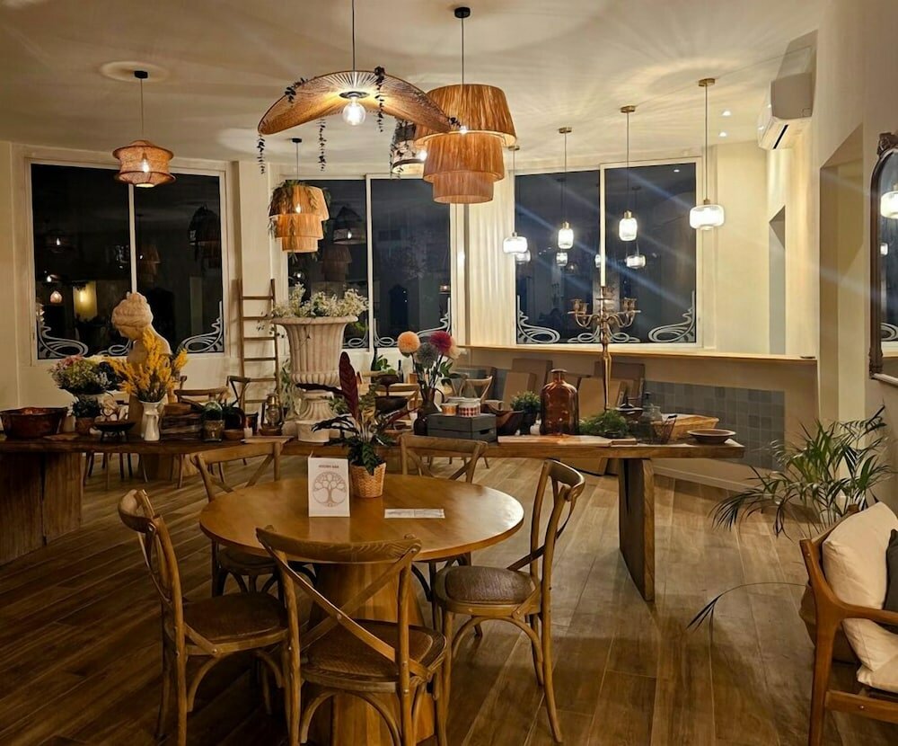 Фото Adonis Sanary Grand Hotel des Bains